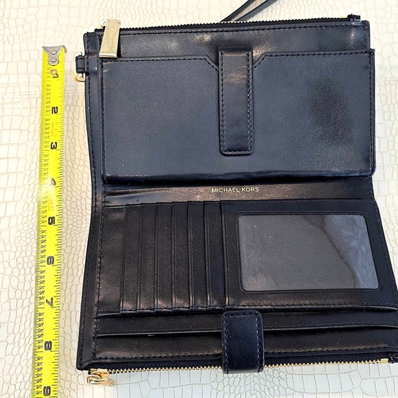 Michael Kors Women's Logo Stripe Continental Set Travel Double Top Zip Wallet - Picture 12 of 15